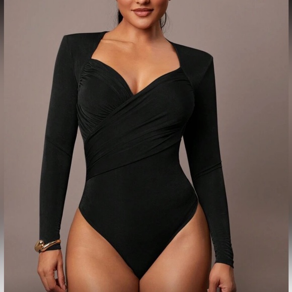Elegant Black Long Sleeve Bodysuit - Picture 1 of 16